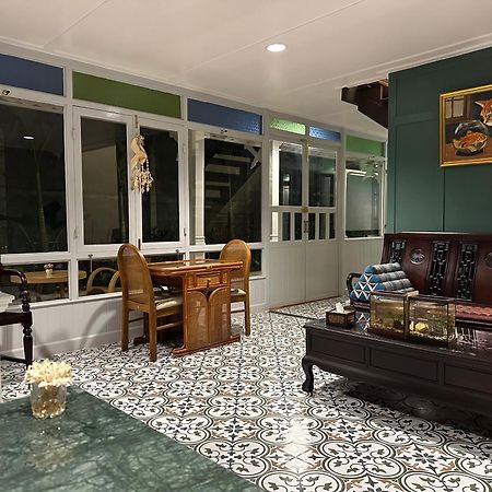 Hotel Baan Debtida Bangkok Esterno foto