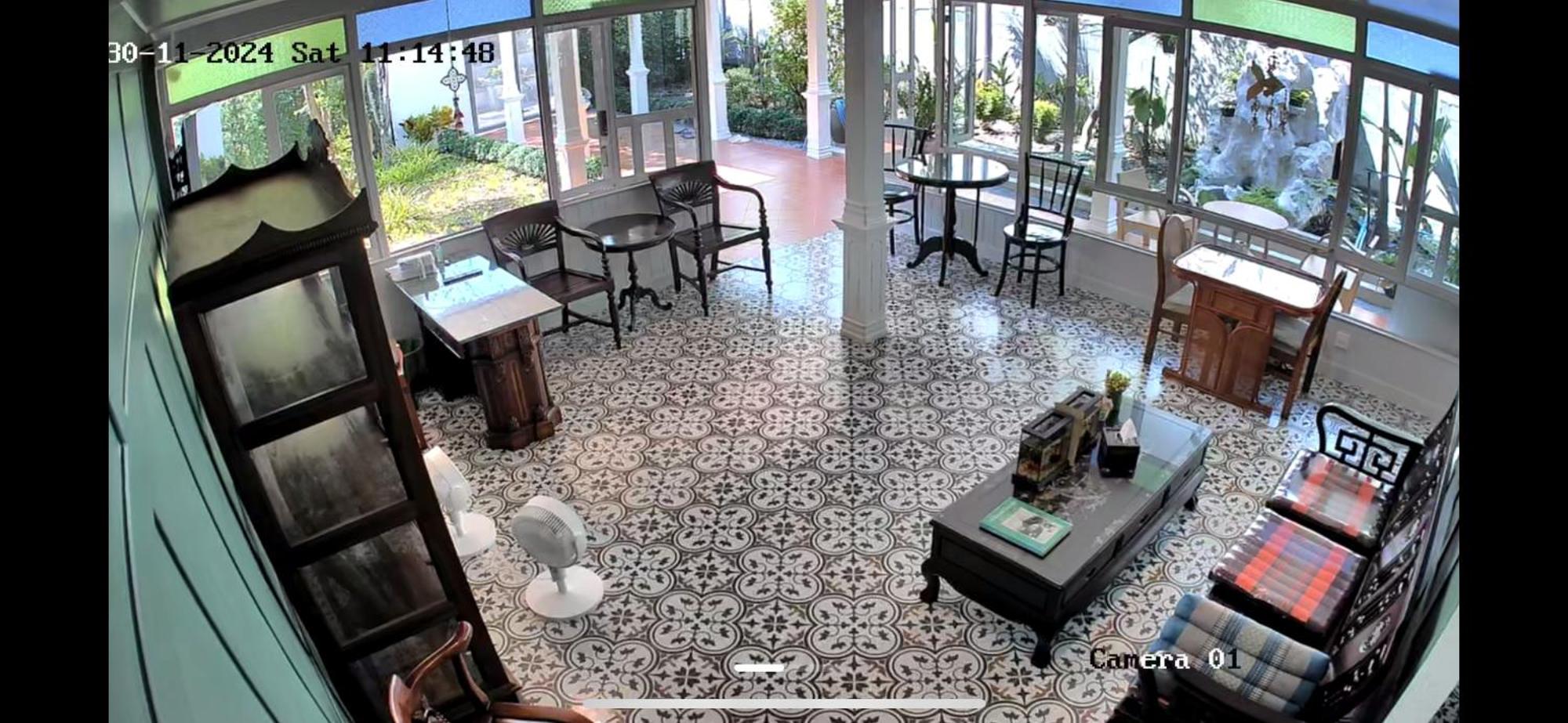 Hotel Baan Debtida Bangkok Esterno foto